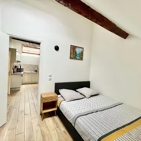 Chic 3 Pieces Centre Proche Paris Apartmán *